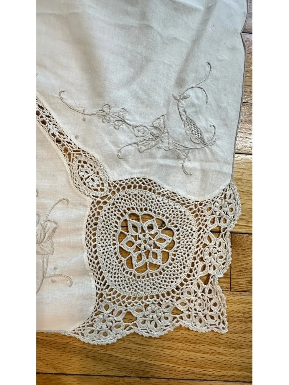 VTG MCM Cream Tablecloth & Taupe Embroidery Crocheted Accents 62x79 Cottagecore